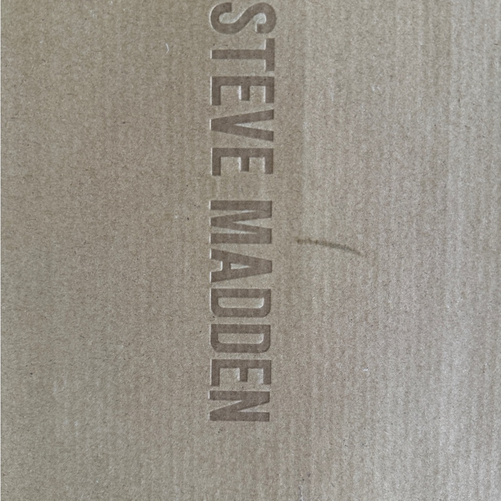 Steve Madden Black Platform Heels - Picture 3 of 3